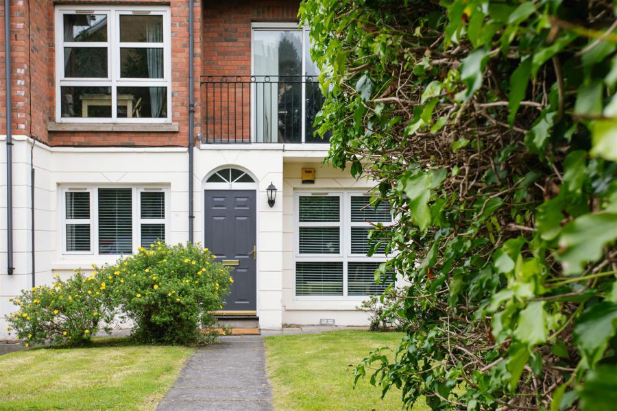 3 Ardenlee Court