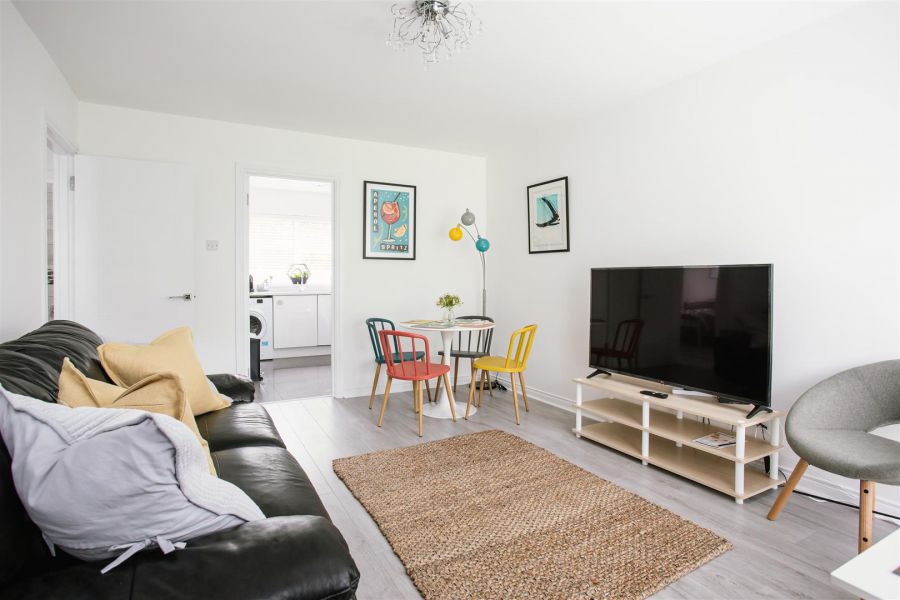3 Ardenlee Court