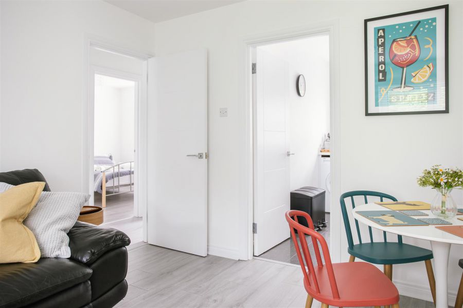 3 Ardenlee Court