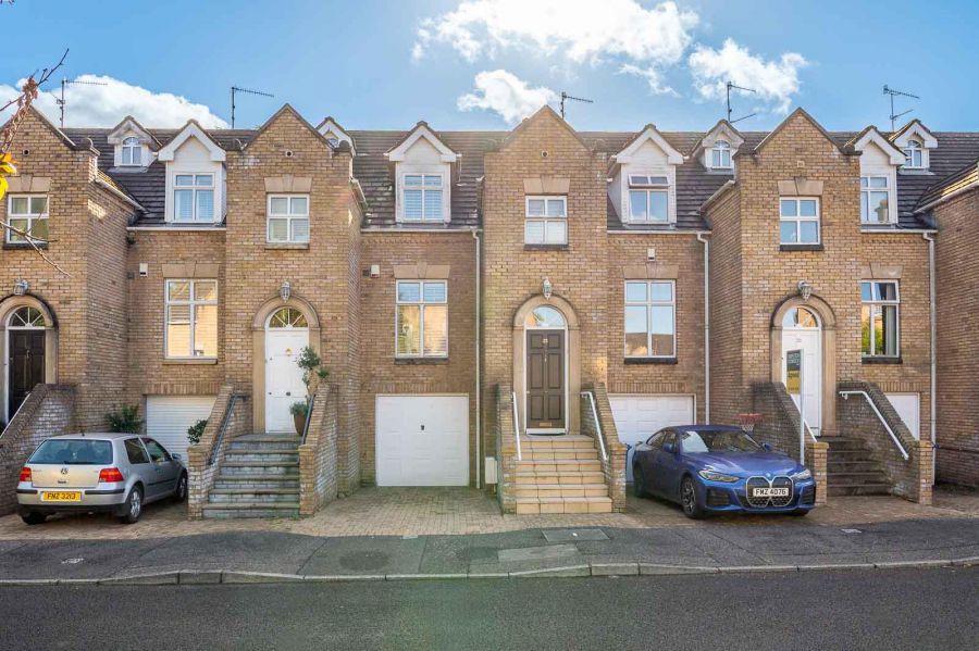 23 Belvedere Manor