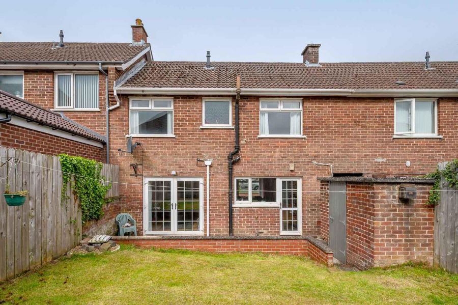 12 Glen Road