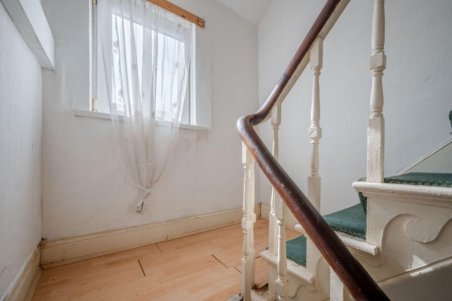 26 Castlereagh Place