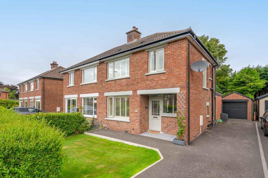 56 Kingsdale Park