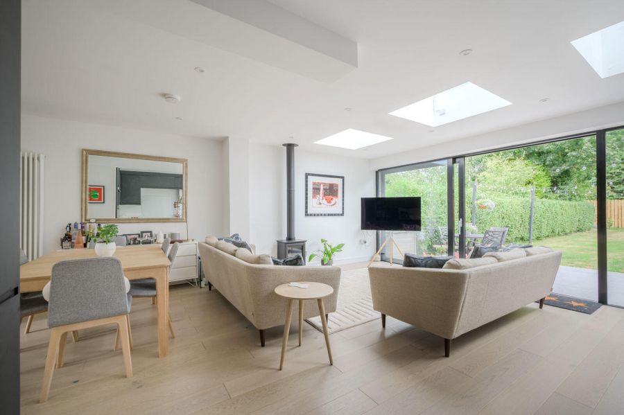 56 Kingsdale Park