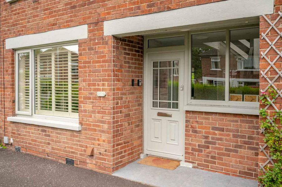 56 Kingsdale Park