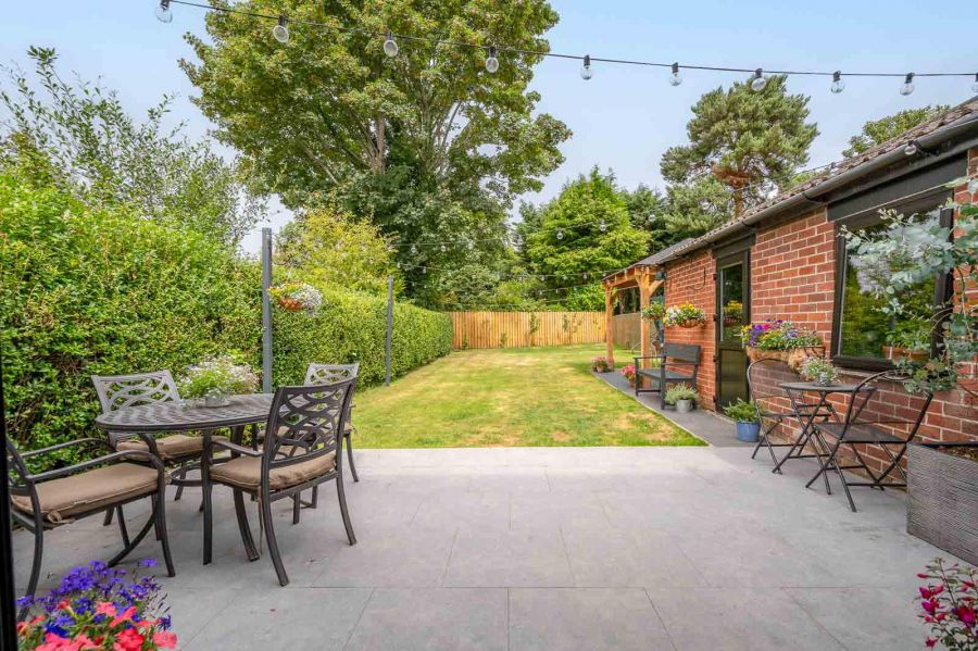 56 Kingsdale Park
