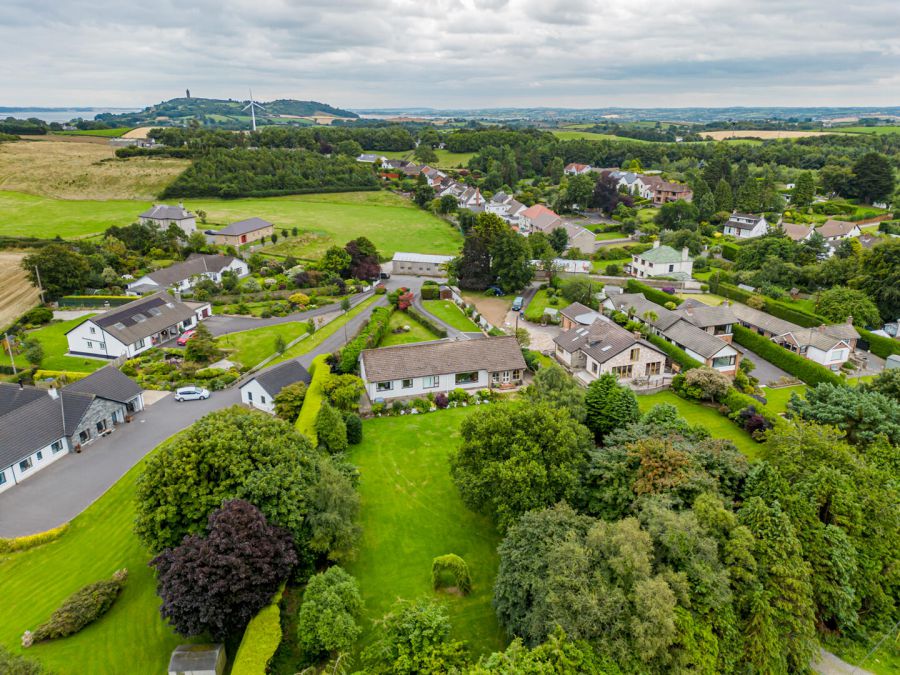 8 Ballyrogan Park