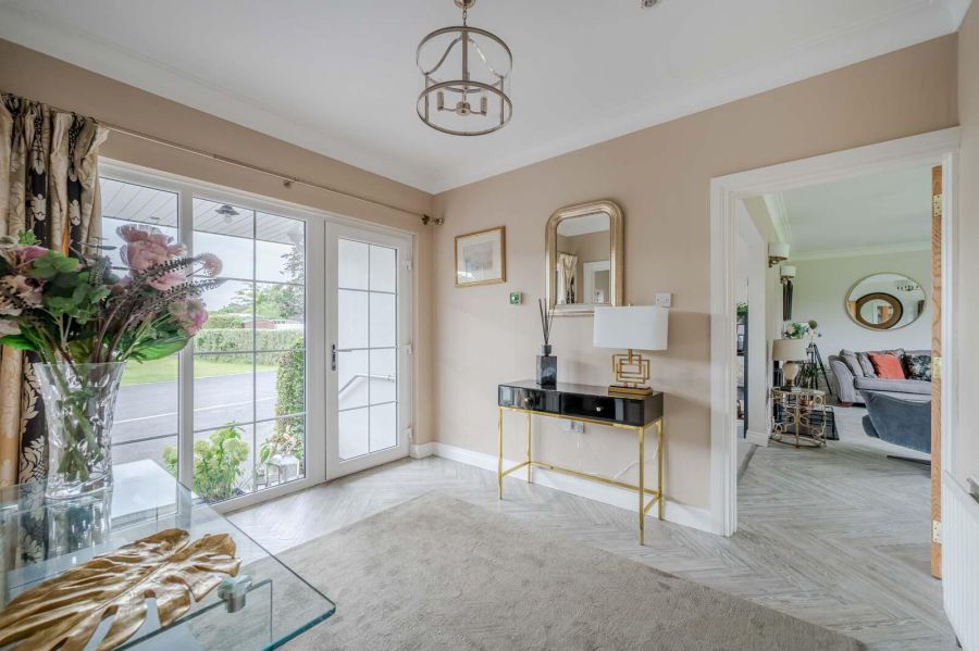 8 Ballyrogan Park