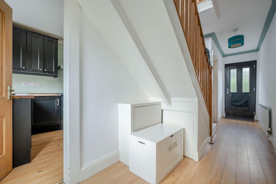33 Kilhorne Gardens