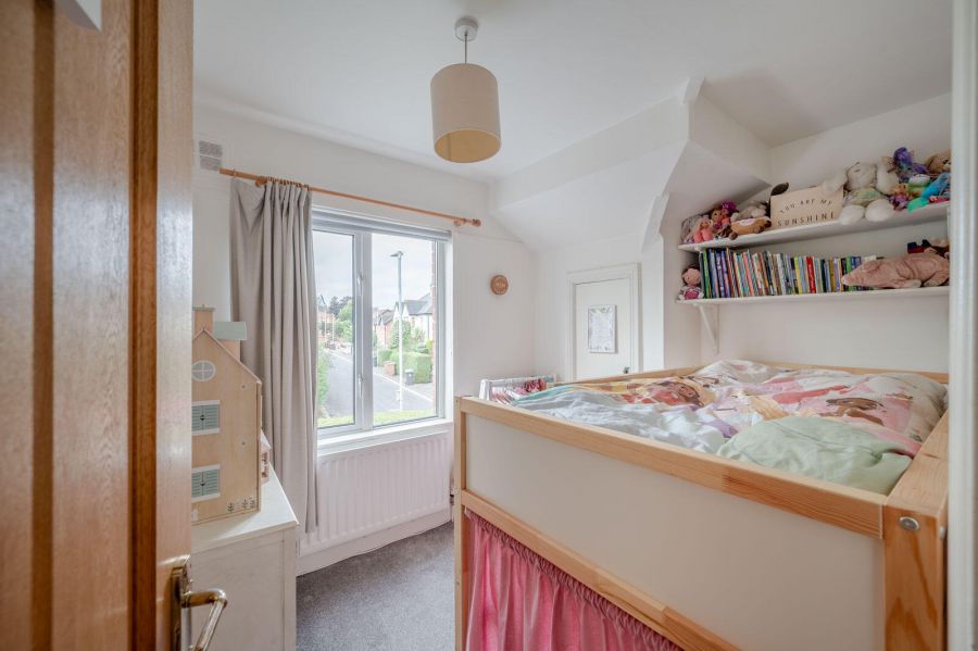 33 Kilhorne Gardens