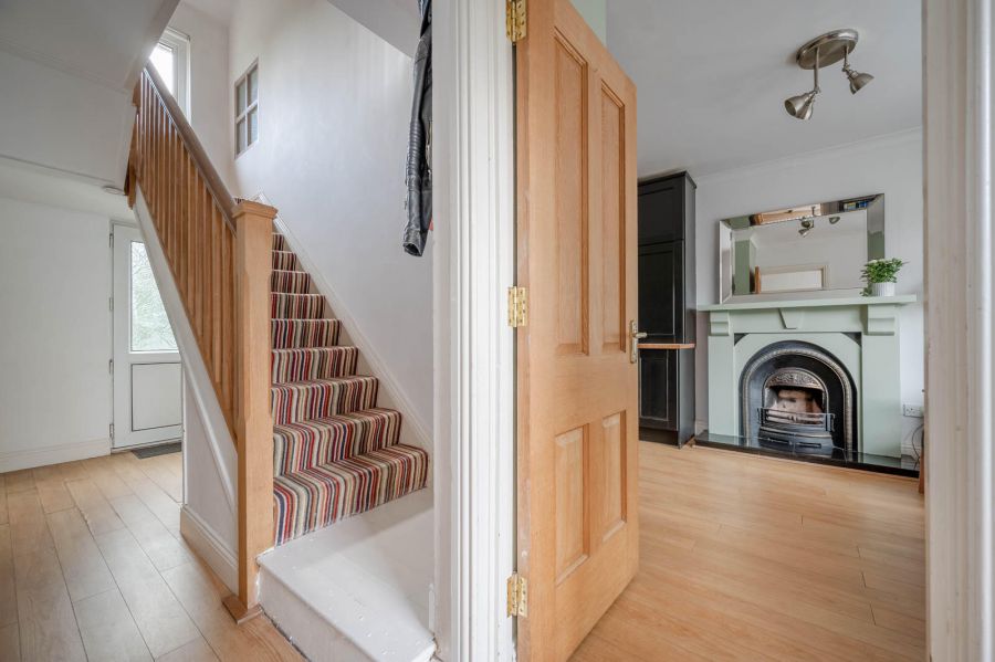 33 Kilhorne Gardens