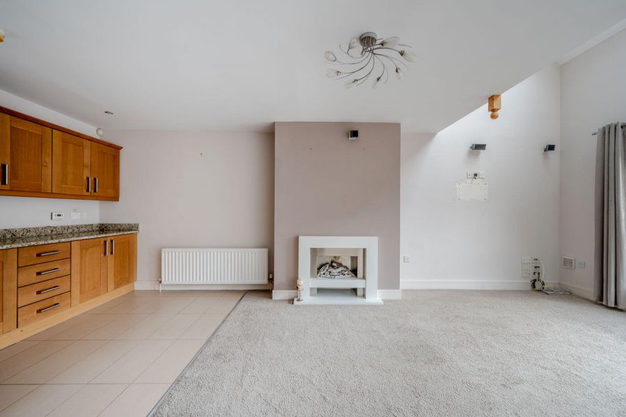 Apt 5 313 Belmont Road
