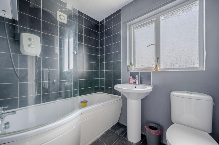 17 Orangefield Road