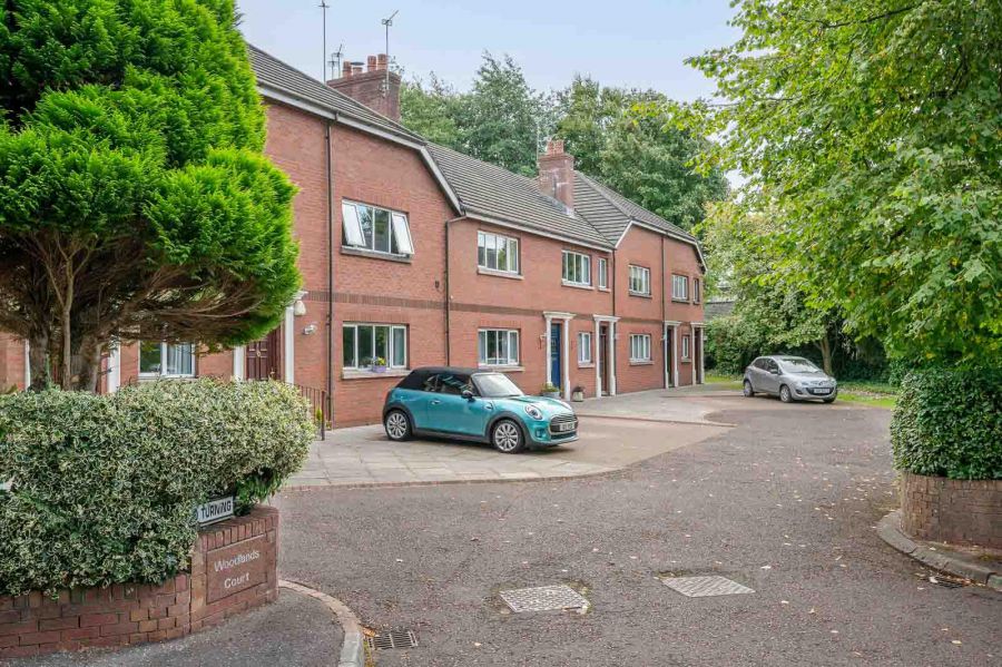 1 Woodlands Court