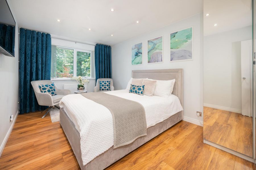 2 Earlswood Grove