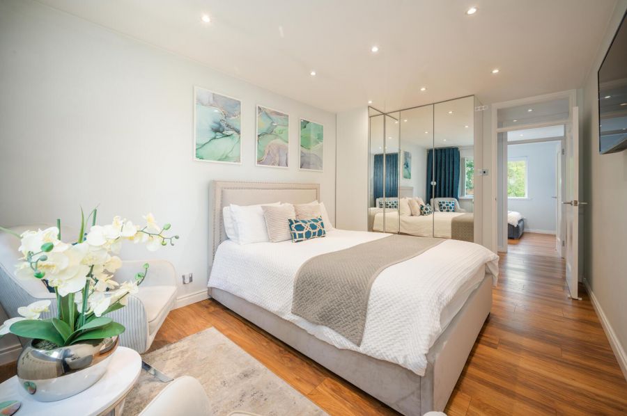 2 Earlswood Grove