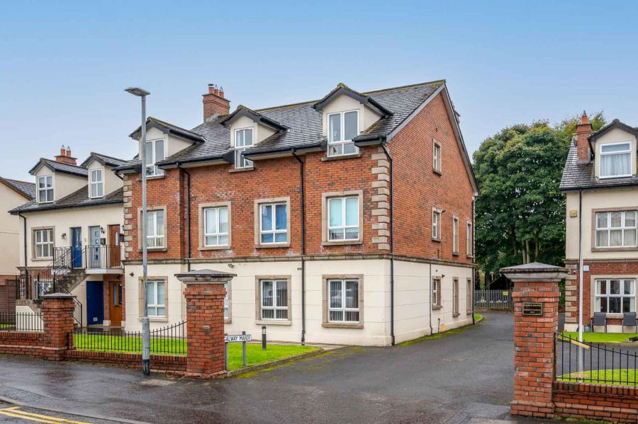 15 Galway Manor