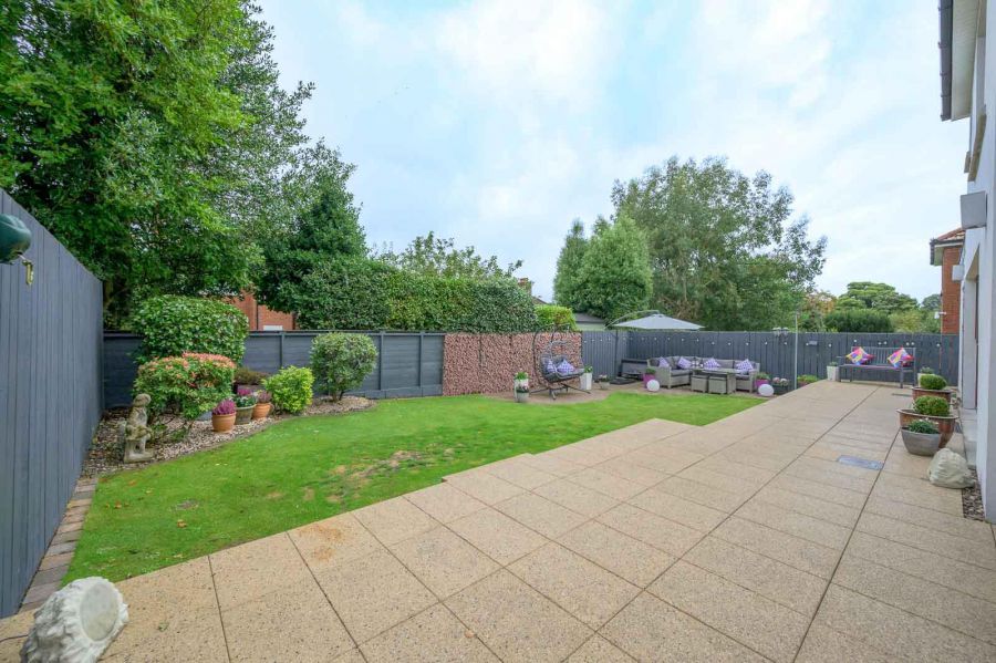 94 Old Holywood Road