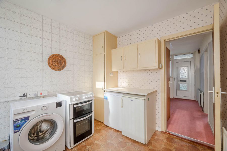 63 Kingsdale Park