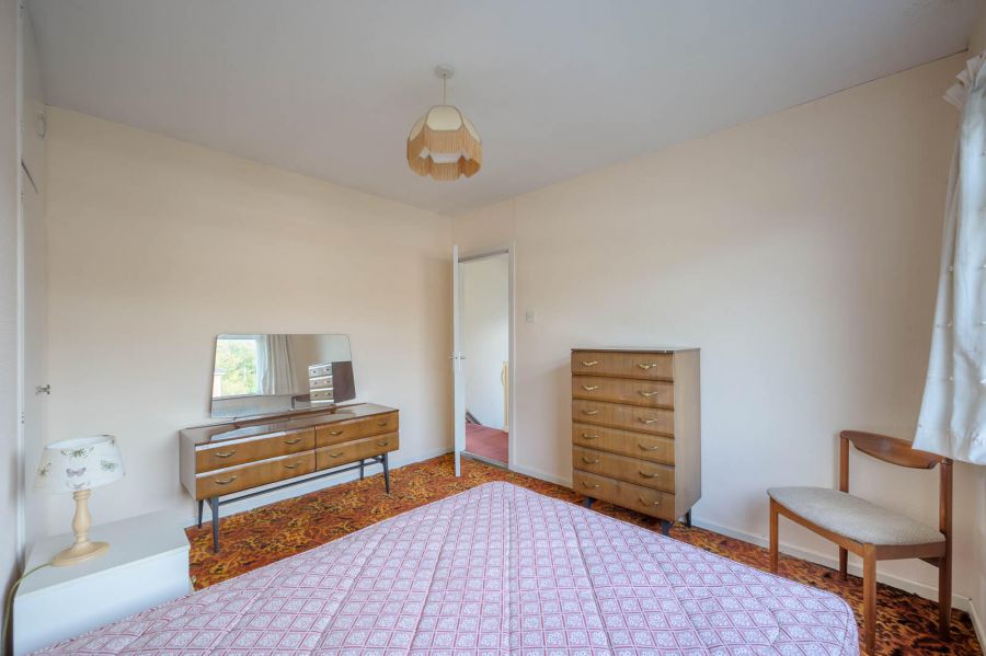 63 Kingsdale Park