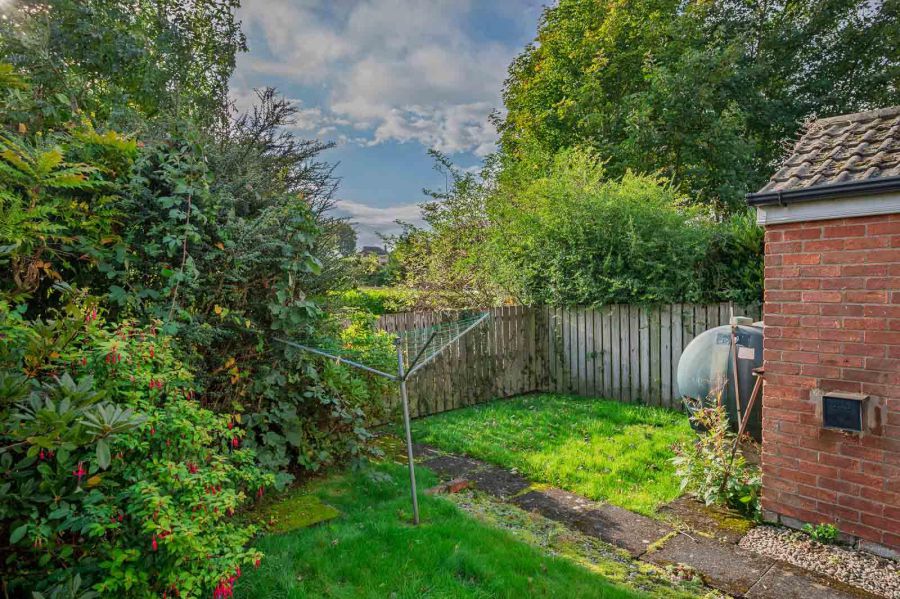 63 Kingsdale Park