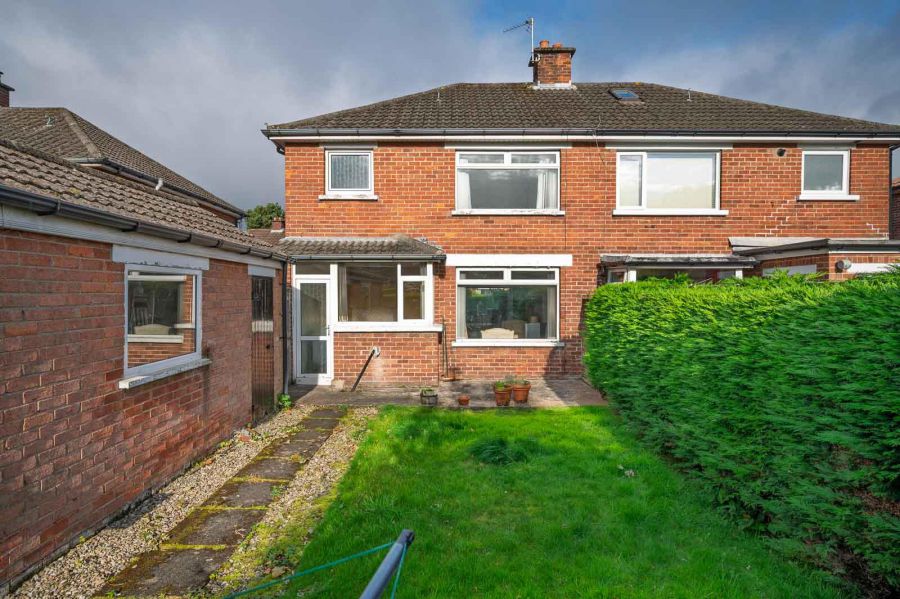 63 Kingsdale Park