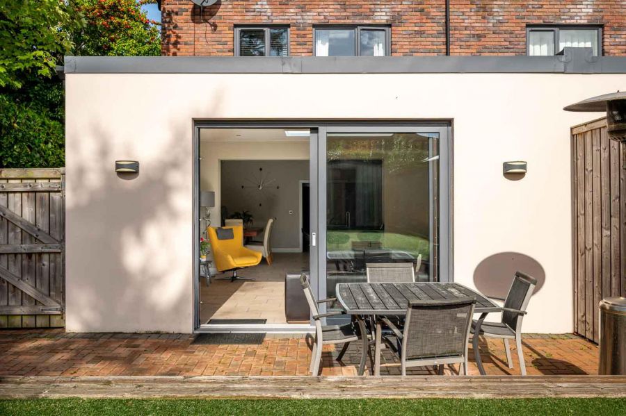 17 Knockburn Park