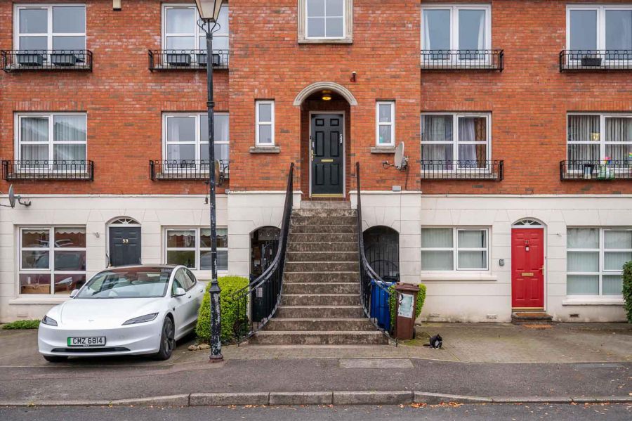 59 Langtry Court