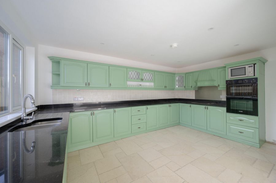 10 Kensington Gardens