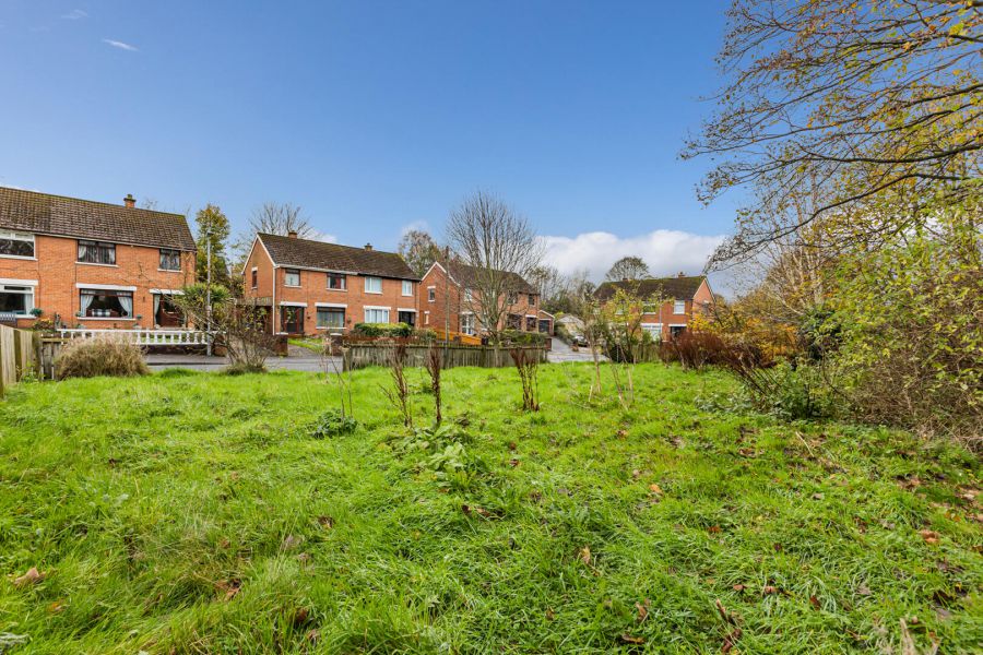 Site with FPP Adjacent to 2A Abbey Park
