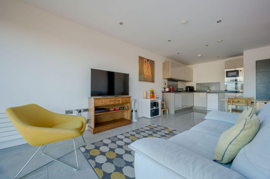 Apt 24 The Gallery, 71 Dublin Road