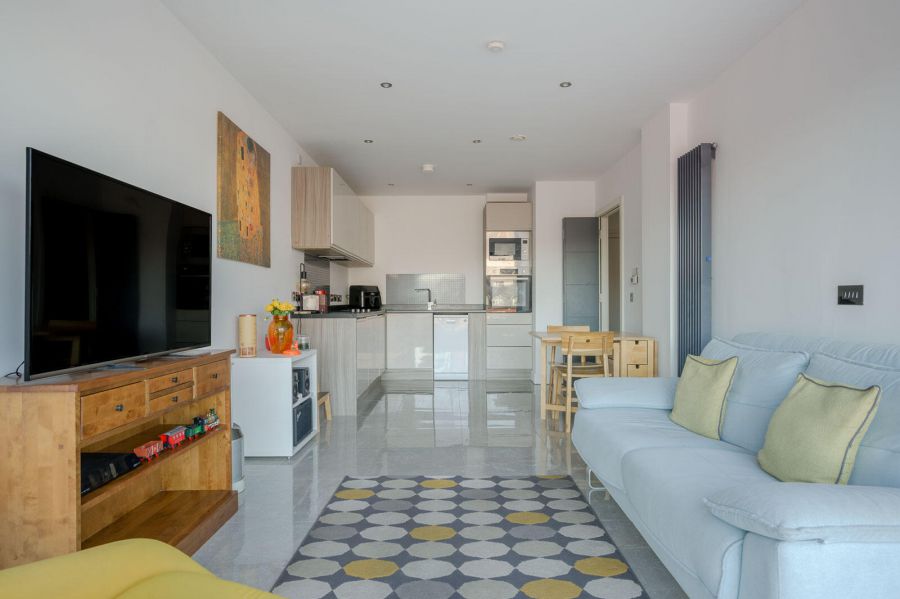 Apt 24 The Gallery, 71 Dublin Road