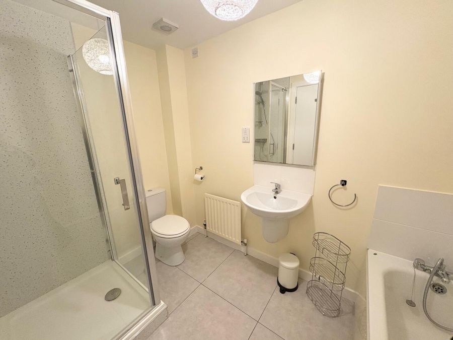 B4, Altona Place 218 Belmont Road