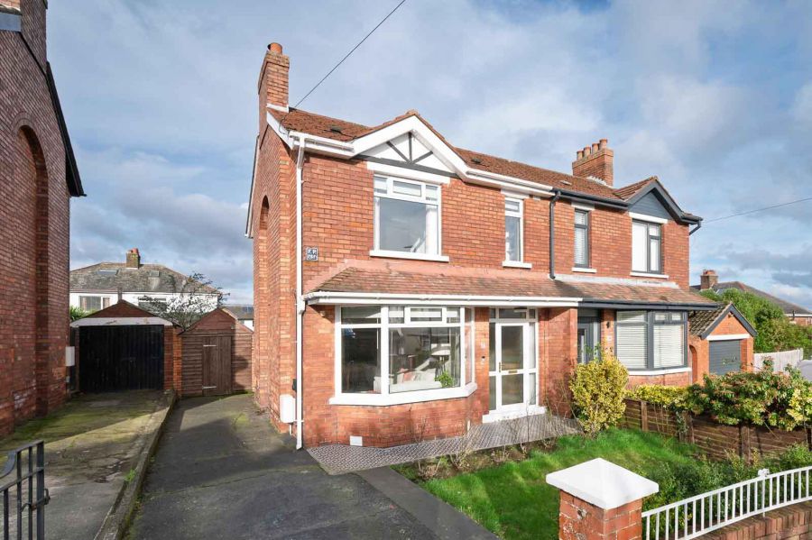 14 Clonaver Crescent North