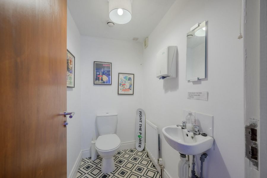 116 Bloomfield Avenue