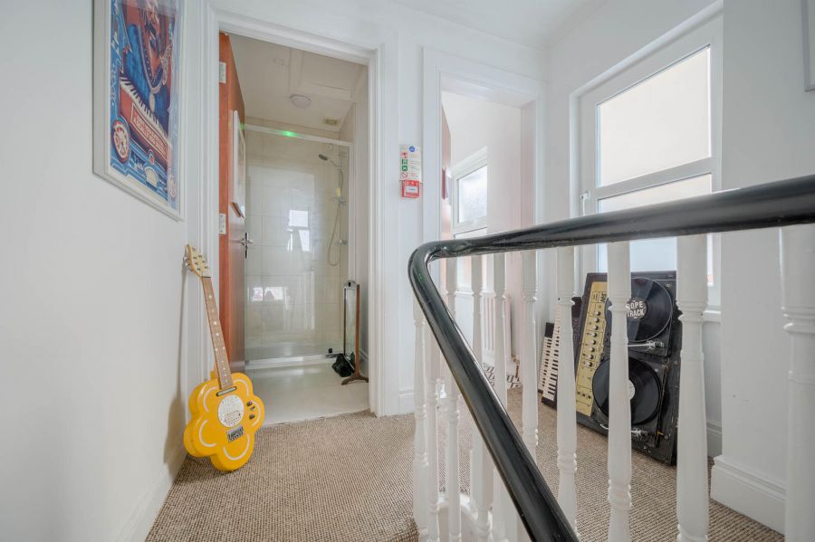 116 Bloomfield Avenue