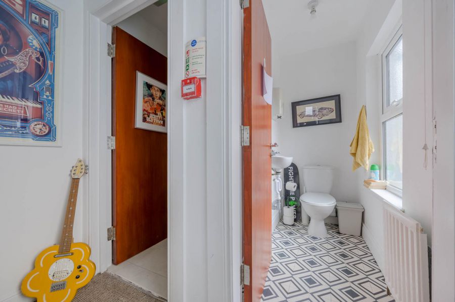 116 Bloomfield Avenue