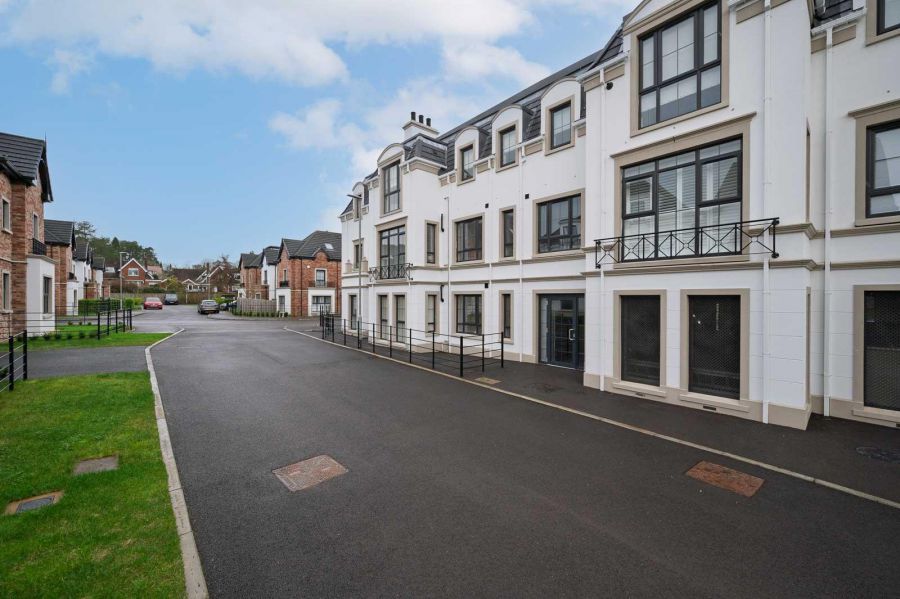 Apartment 8 Castlehill Wood