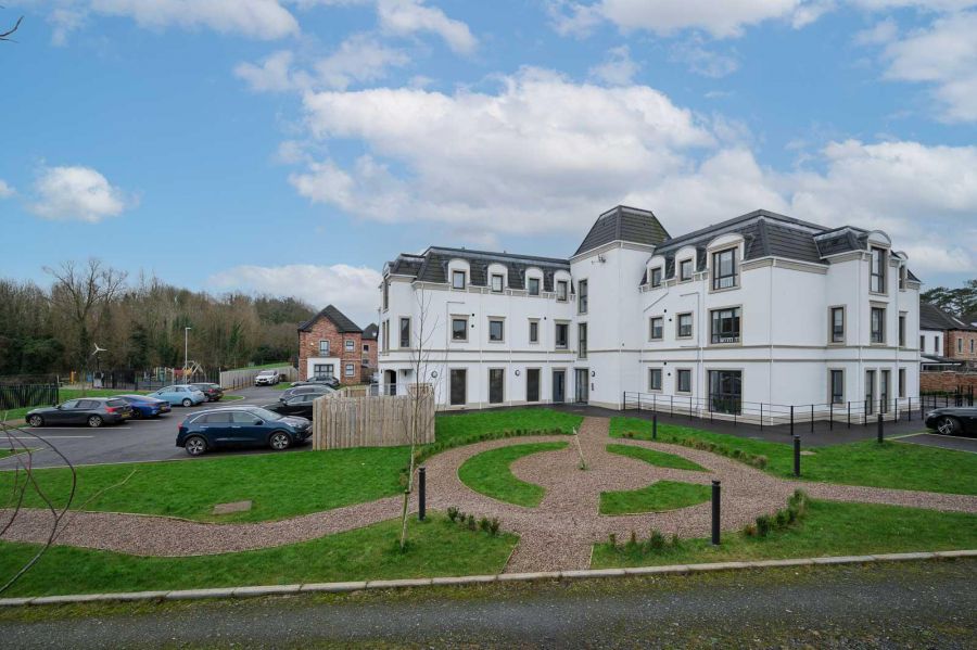 Apartment 8 Castlehill Wood