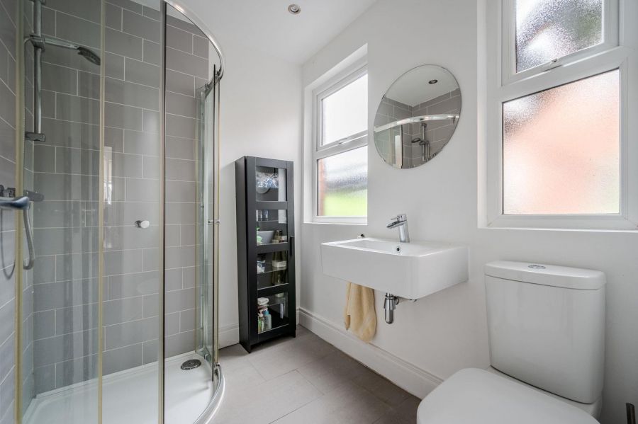 Apartment 2 27 Wandsworth Road