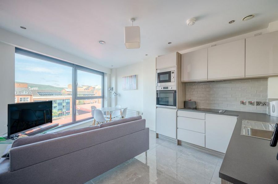 Apt 23 The Gallery, 71 Dublin Road