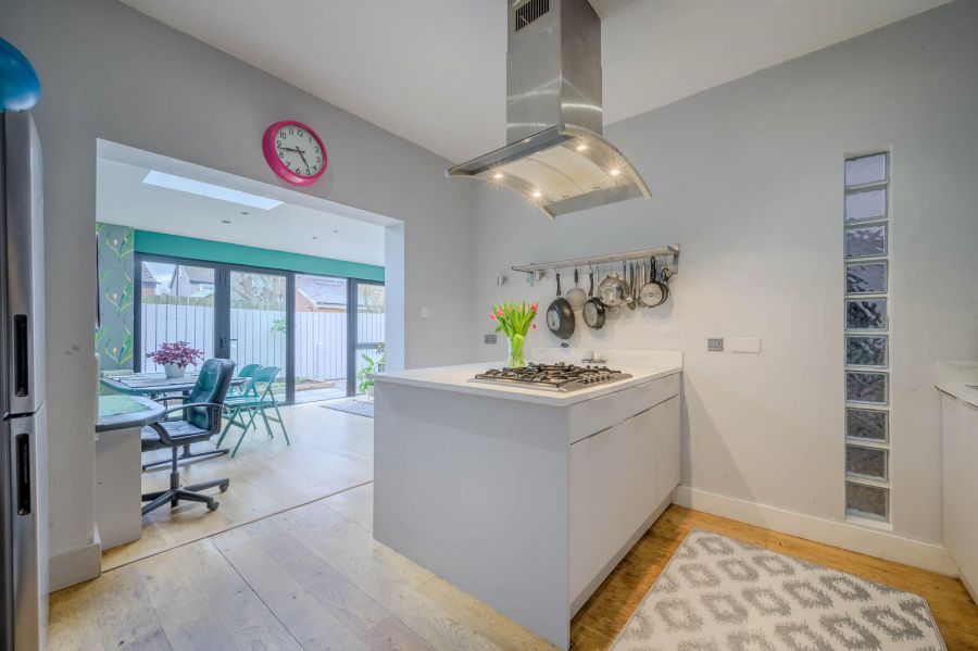 15 Ebrington Gardens