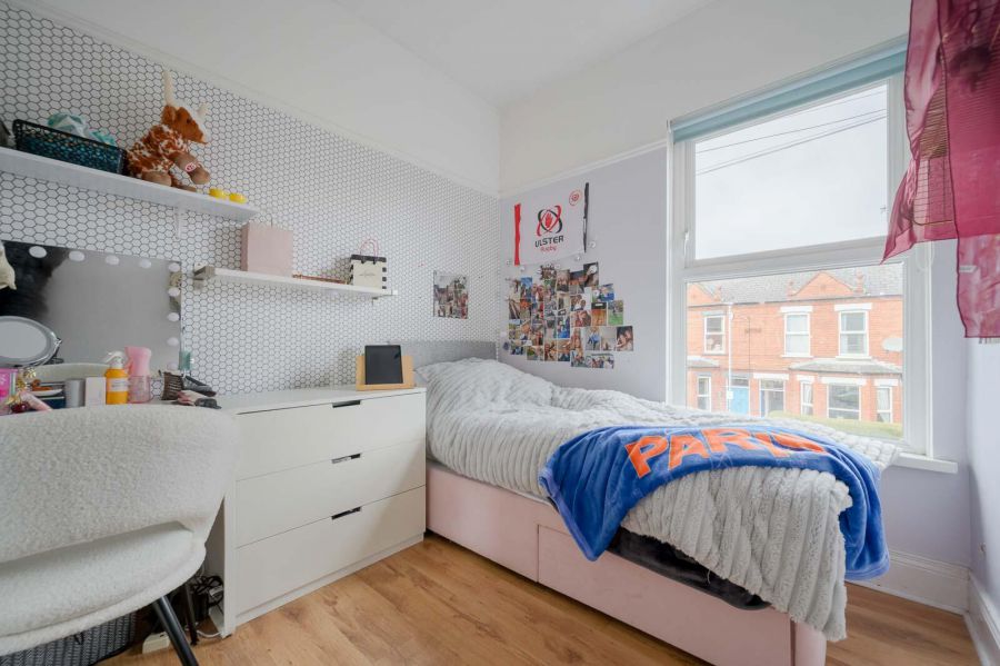 15 Ebrington Gardens