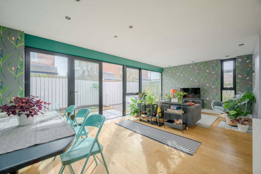 15 Ebrington Gardens