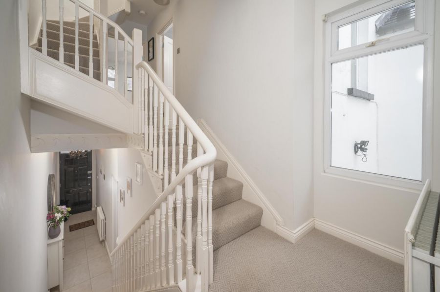 63 Upper Newtownards Road