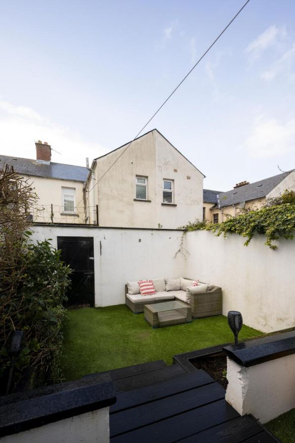 63 Upper Newtownards Road