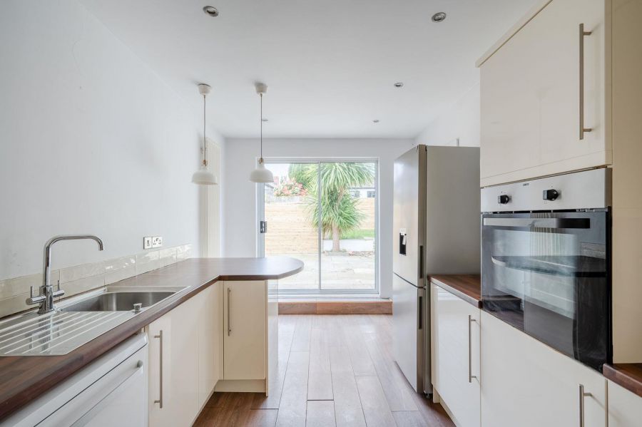 23 Summerhill Avenue