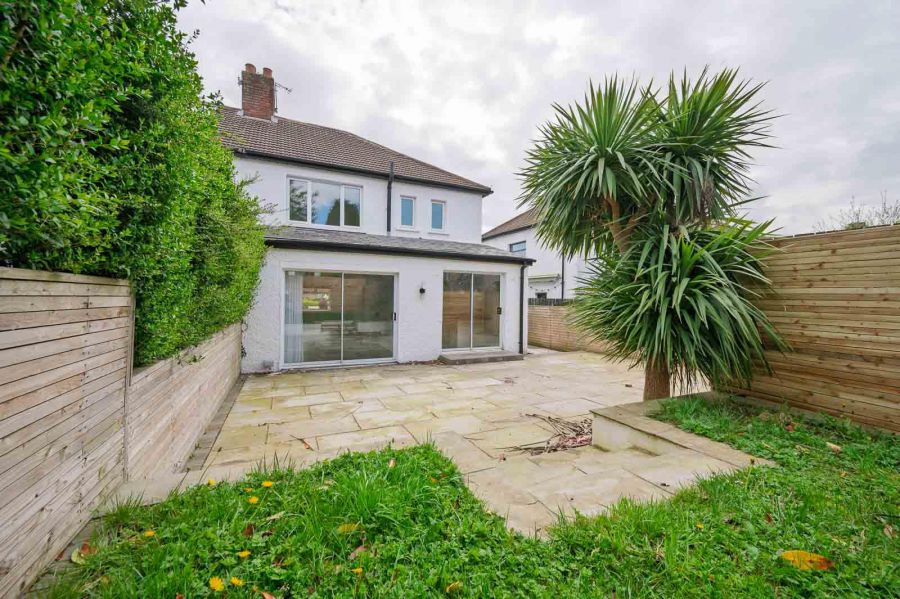 23 Summerhill Avenue