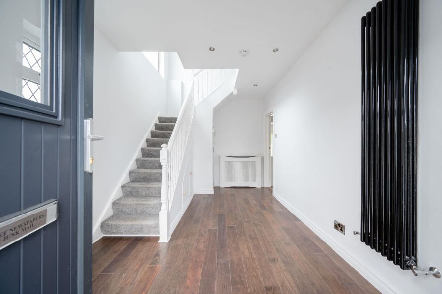 23 Summerhill Avenue