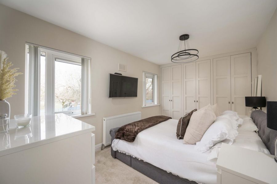 9 Knockwood Crescent